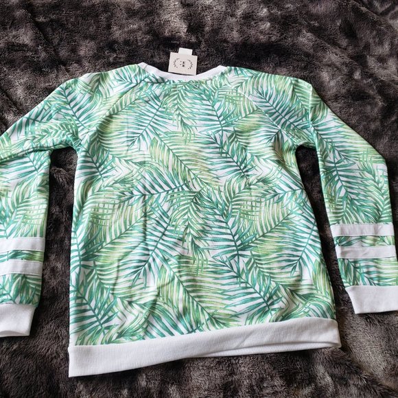 Tropical Print FIERCE graphic sweatshirt! NWT Sz M - Picture 6 of 7